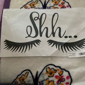 Decal with lashes